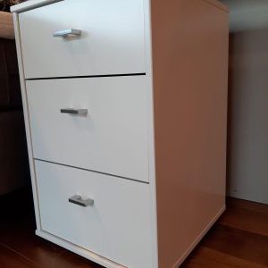 Nachtkastje 3 laden wit